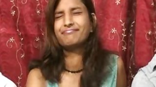 Ameture Bomby Girl Getting Boos Massaged by two Guys